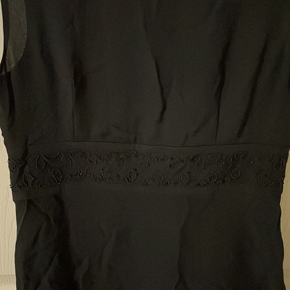 Ann Taylor sleeveless beaded 100% silk side zip black top - Picture 5 of 5